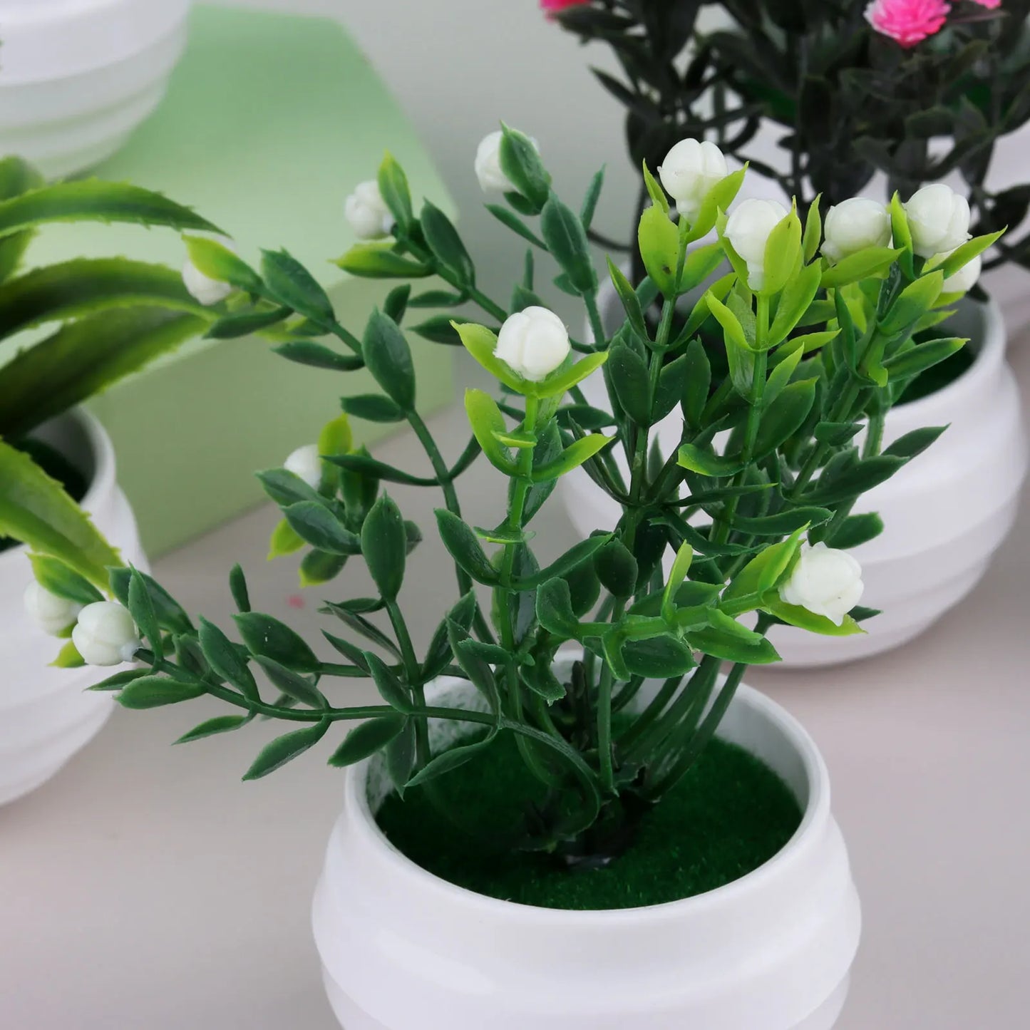 Mini Artificial Aloe Vera Bonsai Small Simulation Tree Potted Artificial Flower Desk Potted Ornaments Home Decoration Crafts