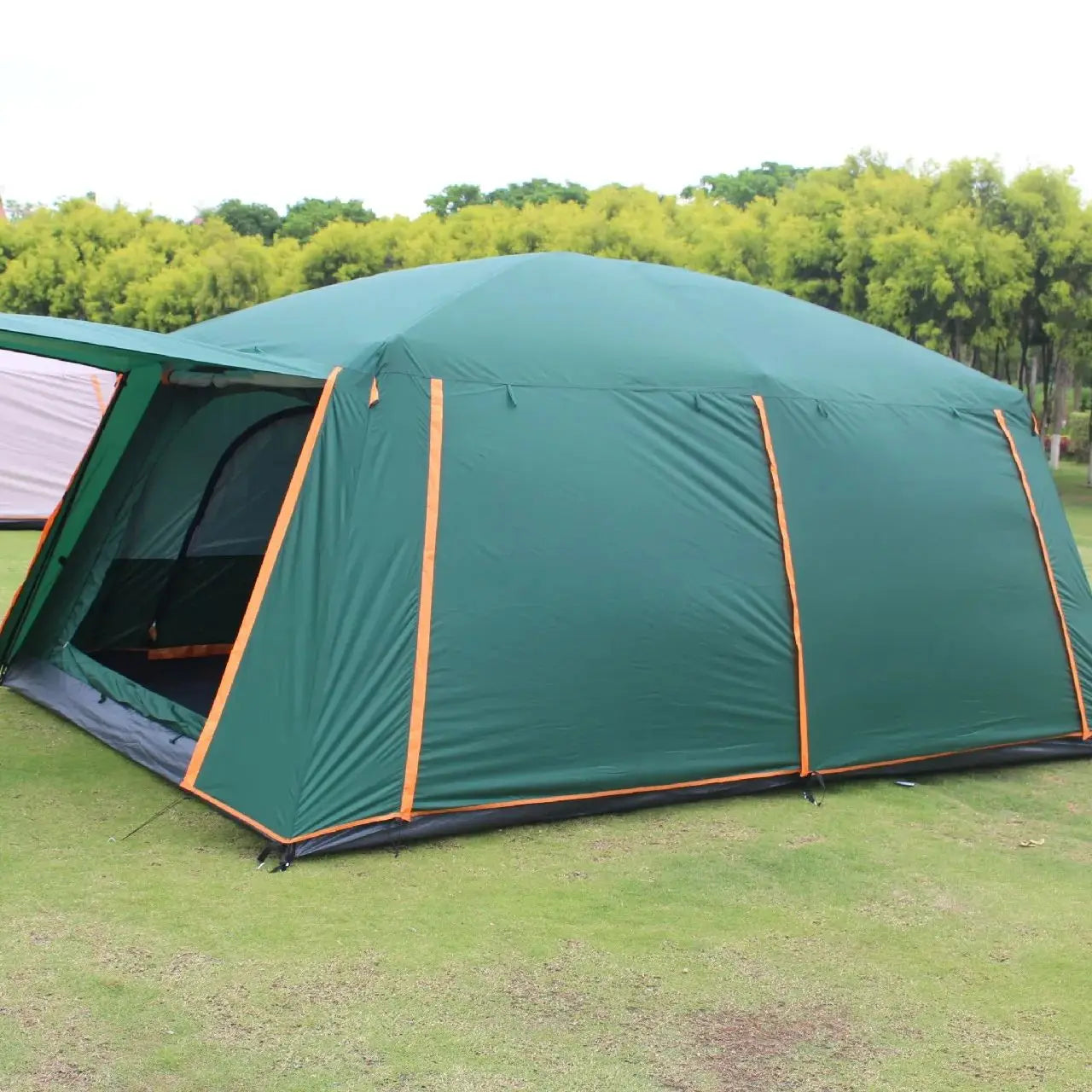 Family Camping Tent Double Layers Waterproof 4-8 Person 320x210x190cm One Bedroom One Livingroom Large Tent