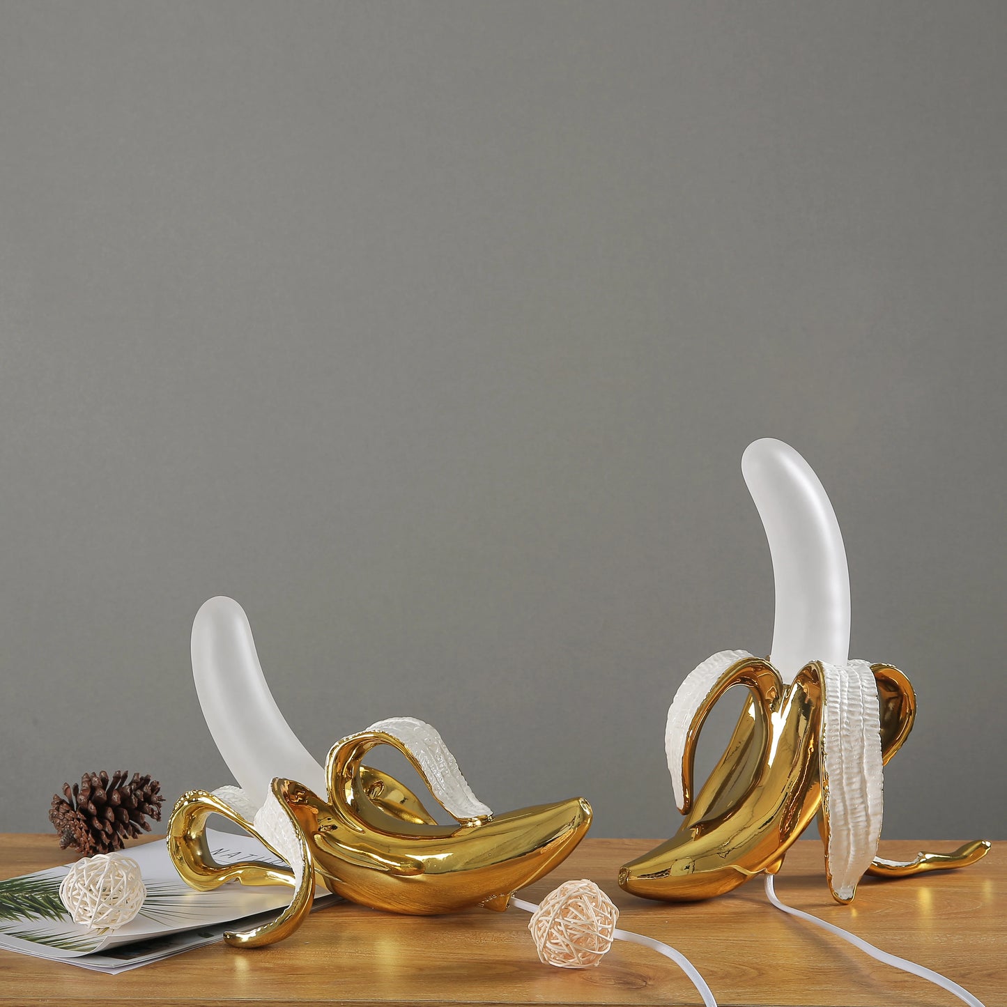 Modern Banana Table Lamps Resin Living Room Desk Light Bedroom Bedside Lamp Led Glass Night light Home Decor Luminaria