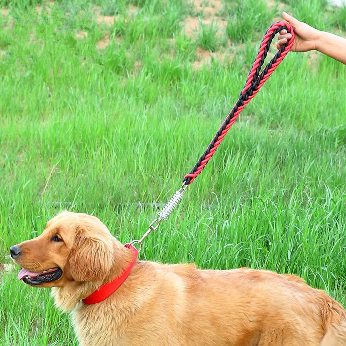 Short Explosion-Proof Medium Large Dog Traction Belt Leash Hand Made and Spring Buffer Big Dog One Step Lead Rope Pull Dog Chain