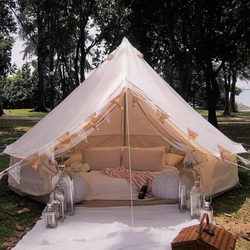 Outdoor Waterproof Luxury 4M Cotton Canvas Bell Tent With Stove Hole For 3-5 Persons Traveling Hotle Glamping