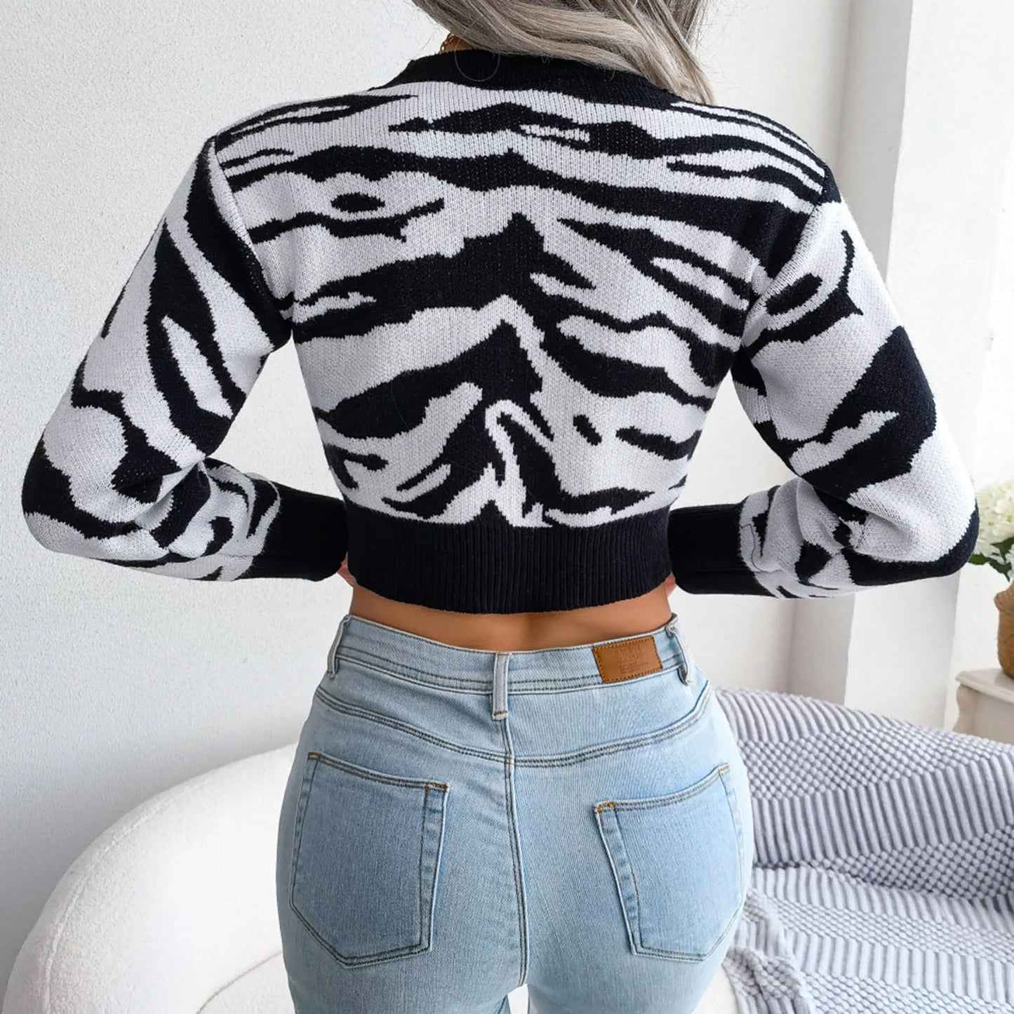 Women Long Sleeve Crop Top Tiger Pattern Ribbed Navel Knit Slim Fit Casual Sweater Fashion Round Neck Pullovers Knitwear Jumpers