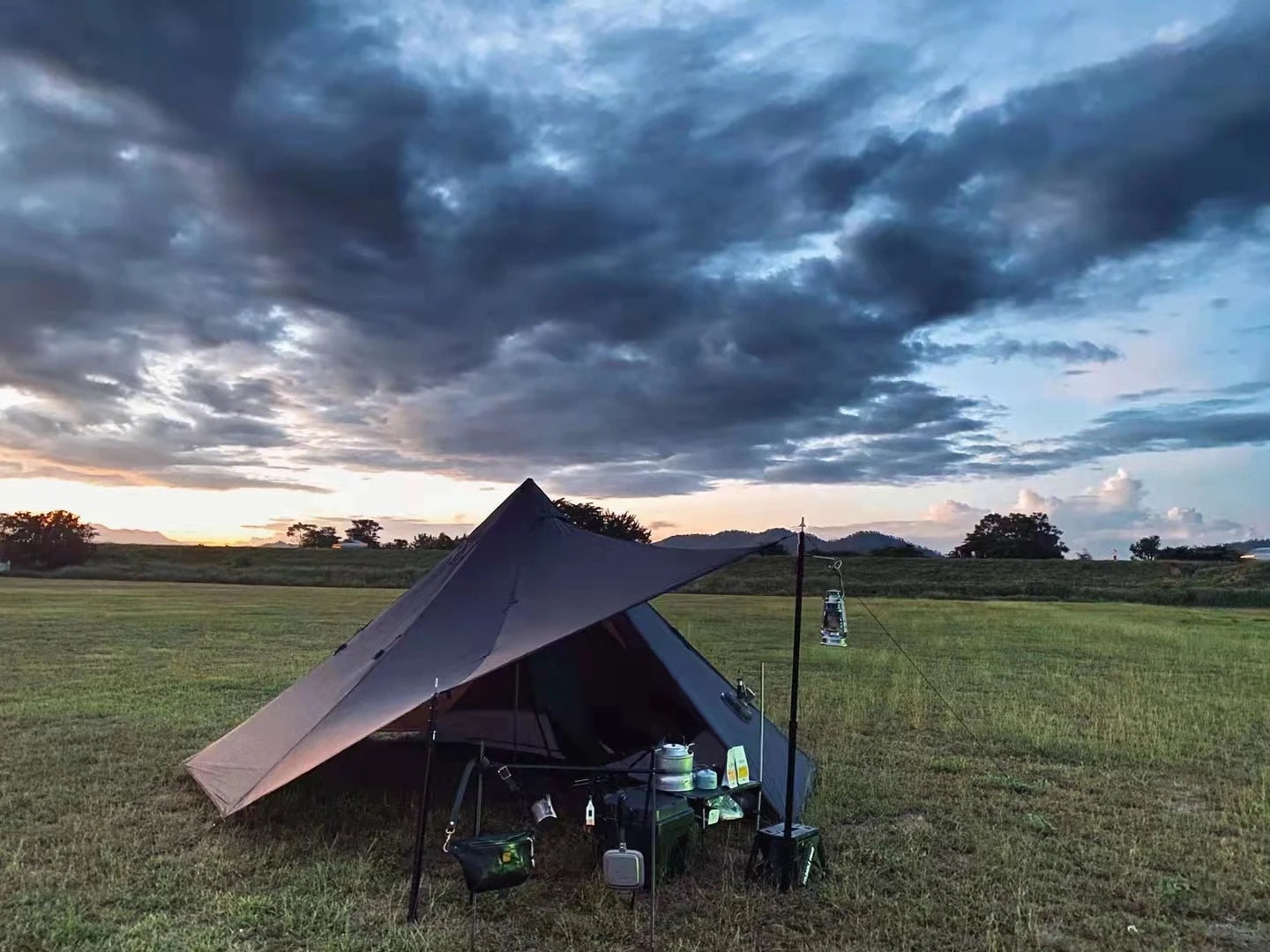 Smokey HUT Ultralight Hot Tent,5~6person tent,15D Nylon coated silicon cloth,black color