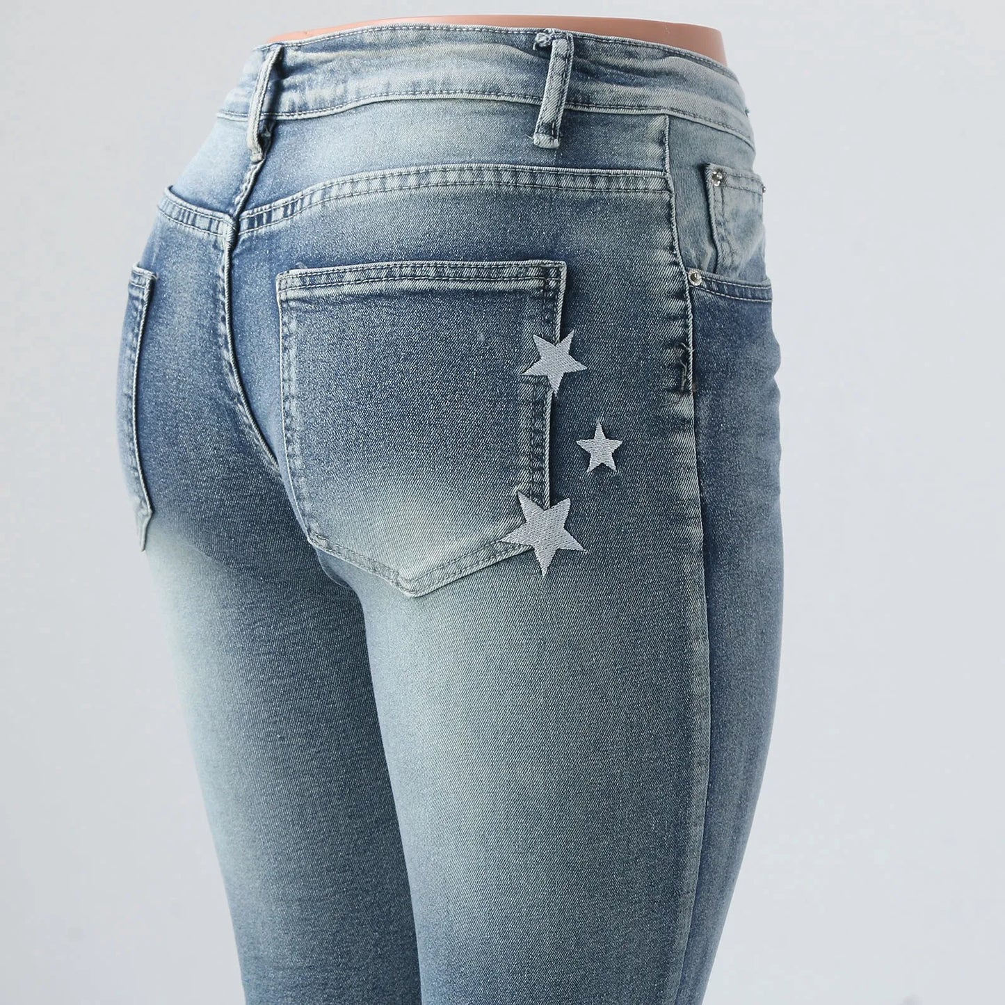 Jeans Woman High Street Vintage Embroidered Star Straight Barrel Micro Flared Jeans Fit Light Blue Denim Pants Korean Streetwear