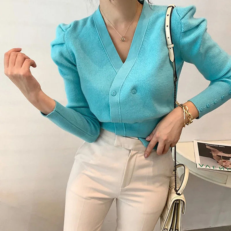 2023 New Women's Clothing Solid Color Fashion Loose Pleated Buttons Temperament Elegant Long Sleeve Autumn Thin V-neck Sweaters