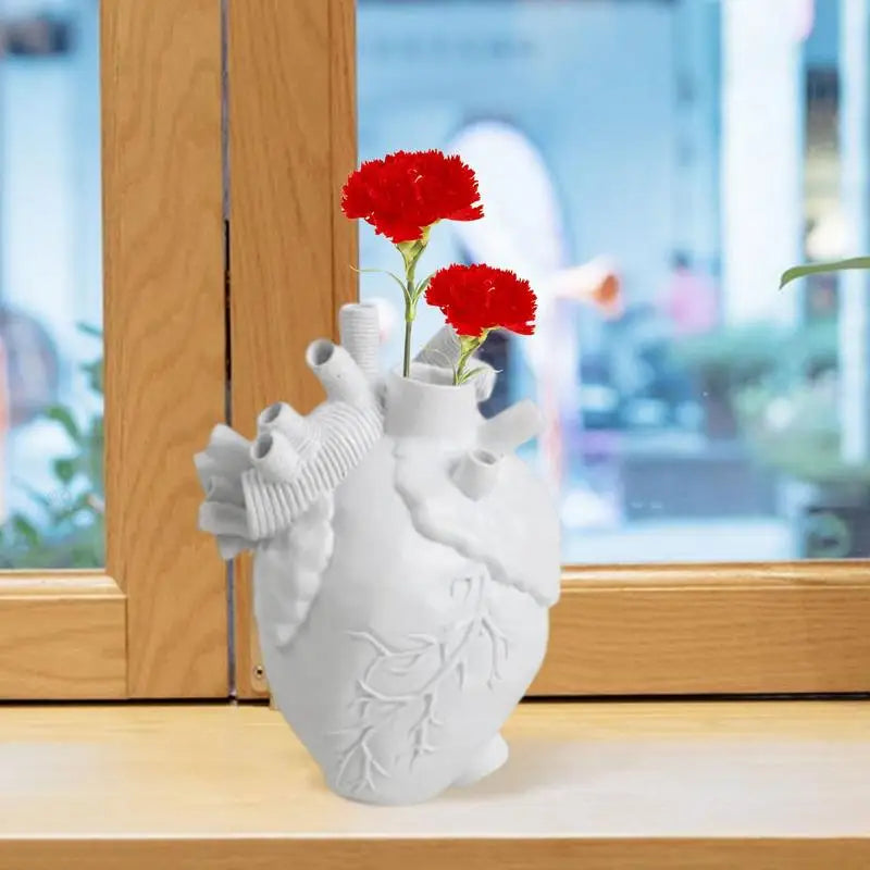 Modern Style Flower Vase Red Heart Vase Flower Pot Ceramic Art Crafts Bedroom Living Room Desktop Decoration