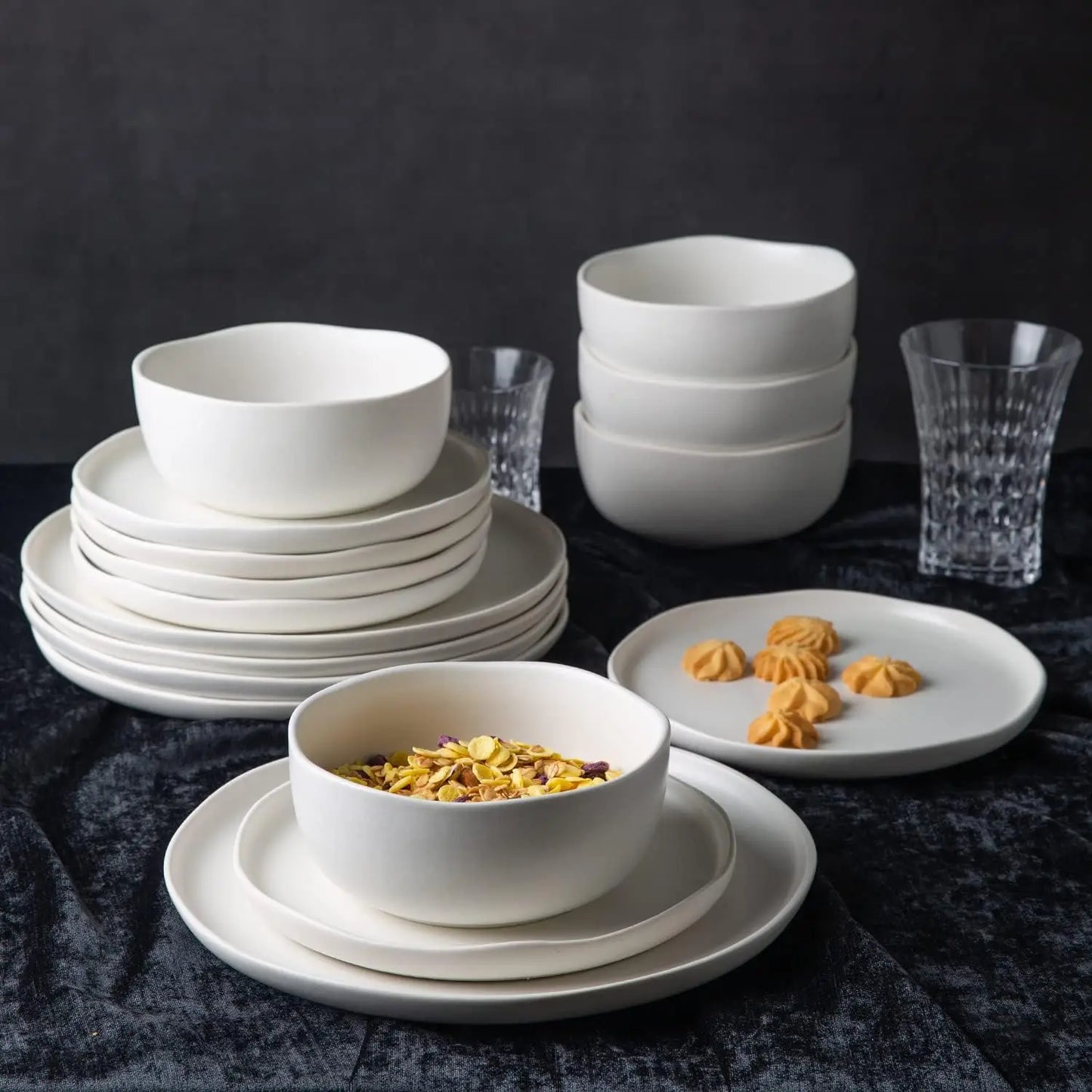 AmorArc Ceramic Dinnerware Sets, Wavy Rim Stoneware Plates and Bowls Sets, Highly Chip and Crack Resistant | Dishwasher & Microw