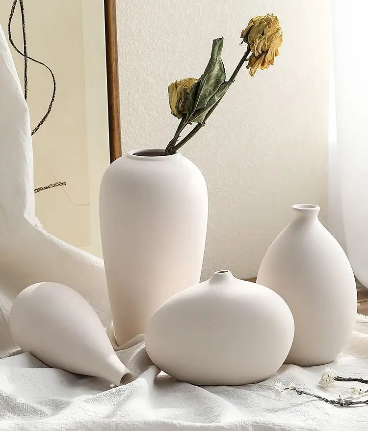 White Vase Chinese Ceramic Vase Decoration Creative Graffiti Art Living Room Decoration Home Furnishing Ornaments